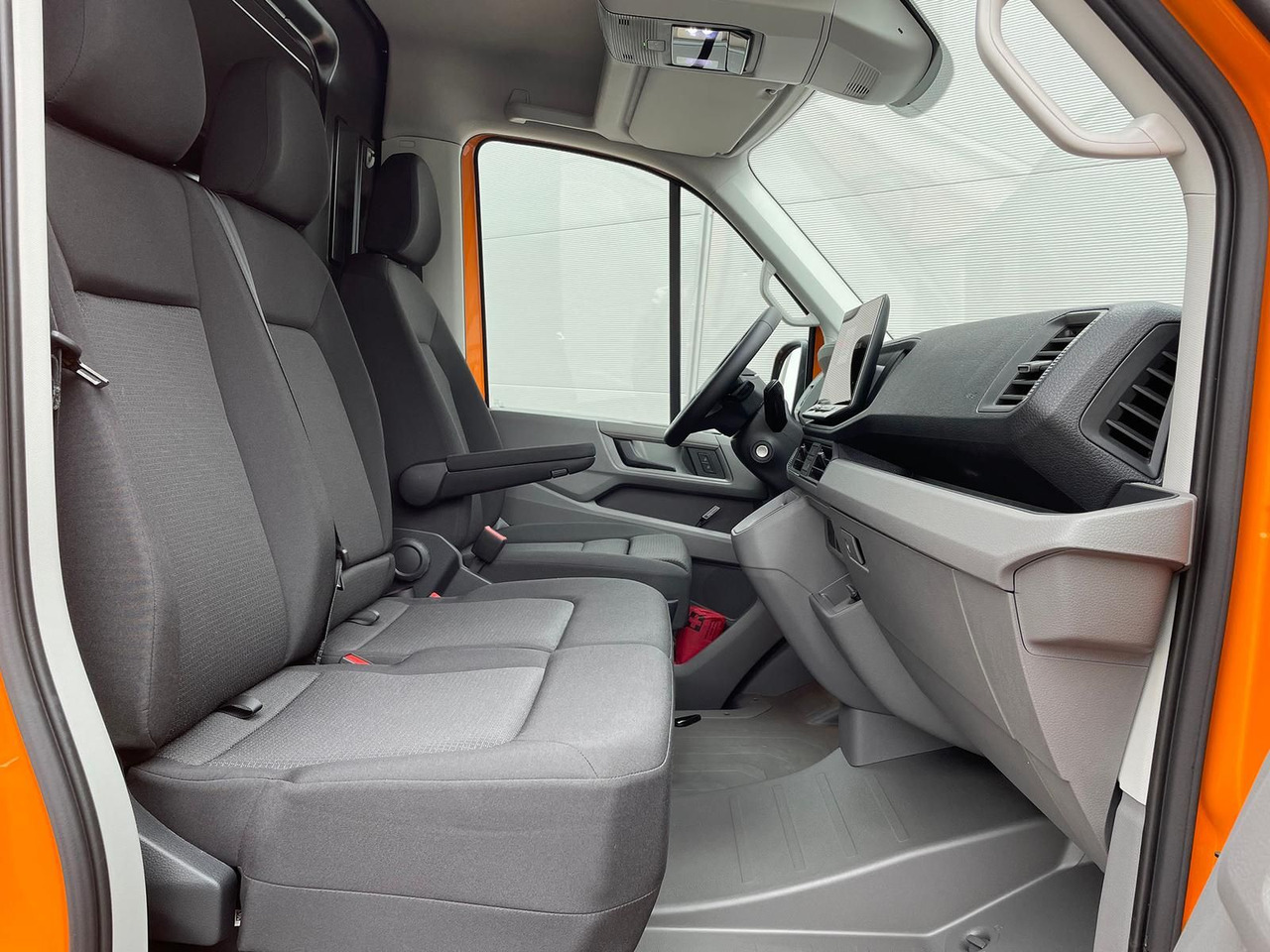 Furgón MAN TGE 3.180 Kasten L3H2 ACC LED STANDHZ NAVI: foto 15 Furgón MAN TGE 3.180 Kasten L3H2 ACC LED STANDHZ NAVI: foto 15