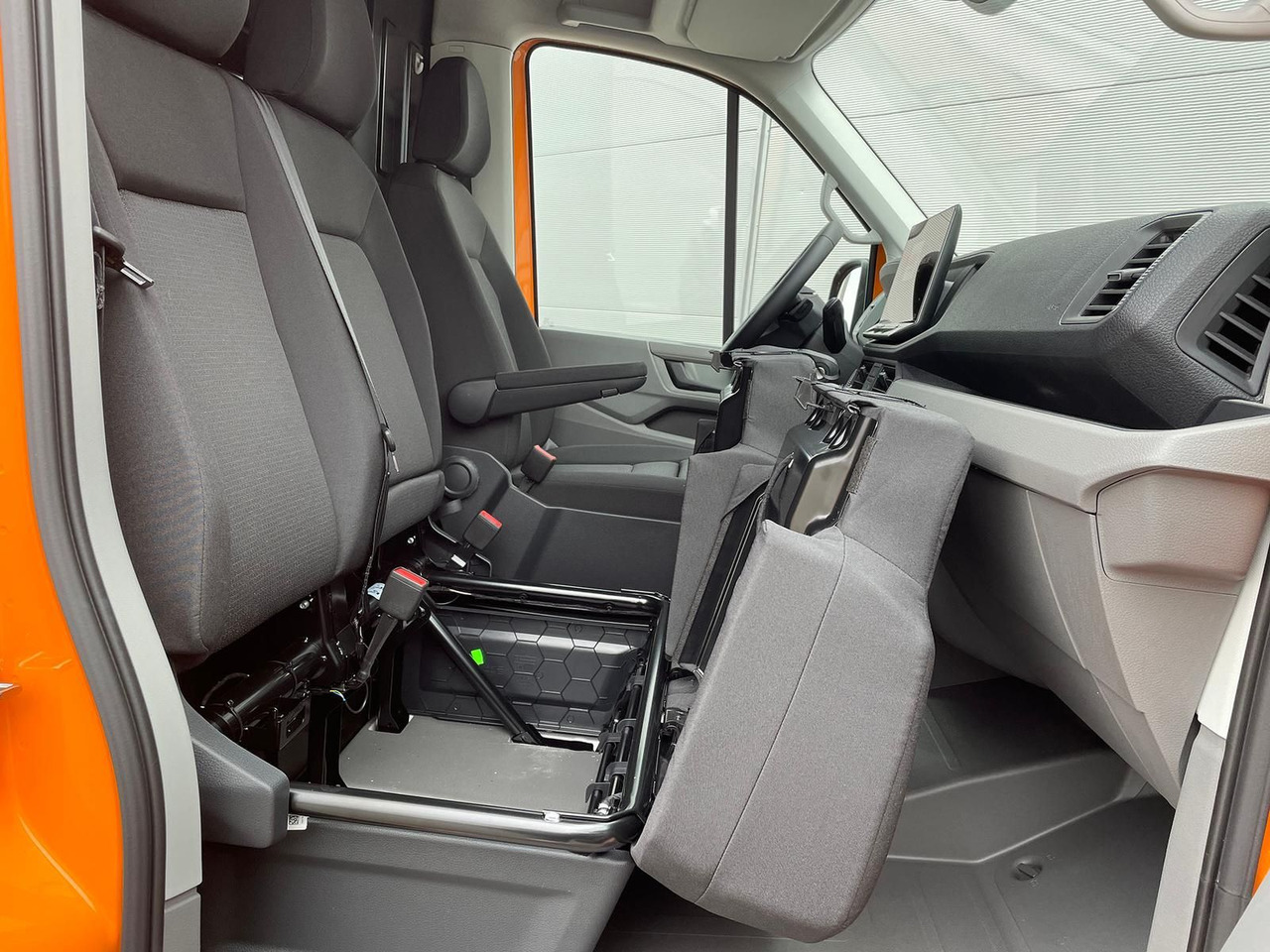 Furgón MAN TGE 3.180 Kasten L3H2 ACC LED STANDHZ NAVI: foto 28 Furgón MAN TGE 3.180 Kasten L3H2 ACC LED STANDHZ NAVI: foto 28