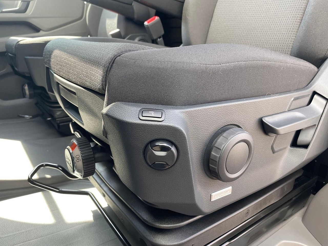 Furgón MAN TGE 3.180 L3H2 Kasten LED NAVI ACC LED STANDHZ: foto 26 Furgón MAN TGE 3.180 L3H2 Kasten LED NAVI ACC LED STANDHZ: foto 26