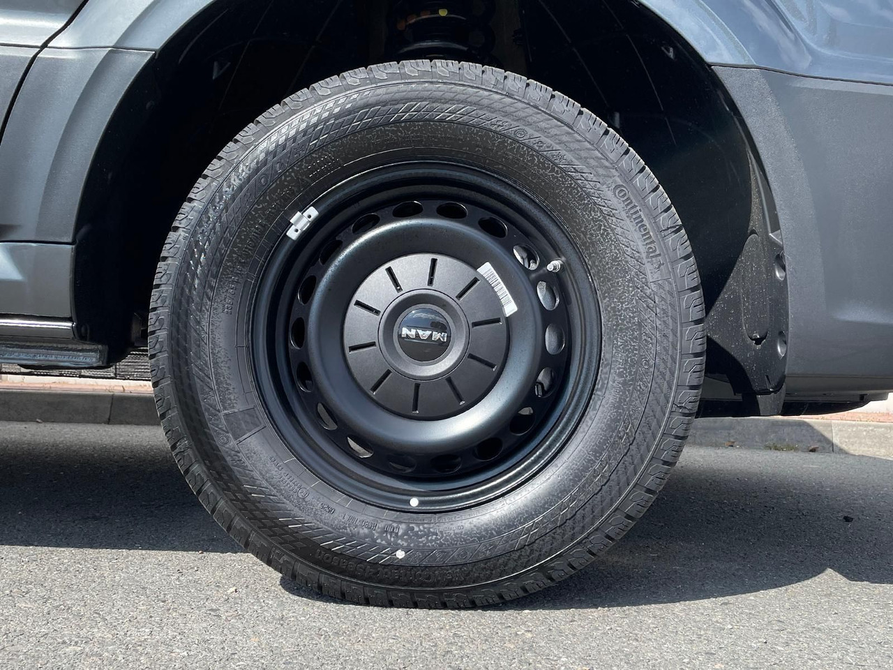 Caja abierta furgoneta, Furgoneta combi MAN TGE 3.180 Pritsche DOKA MR 4x4 ACC LED DIFF-SPER: foto 35 Caja abierta furgoneta, Furgoneta combi MAN TGE 3.180 Pritsche DOKA MR 4x4 ACC LED DIFF-SPER: foto 35