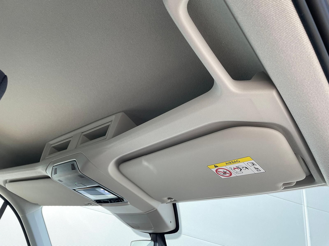 Caja abierta furgoneta, Furgoneta combi MAN TGE 3.180 Pritsche DOKA MR 4x4 ACC LED DIFF-SPER: foto 26 Caja abierta furgoneta, Furgoneta combi MAN TGE 3.180 Pritsche DOKA MR 4x4 ACC LED DIFF-SPER: foto 26