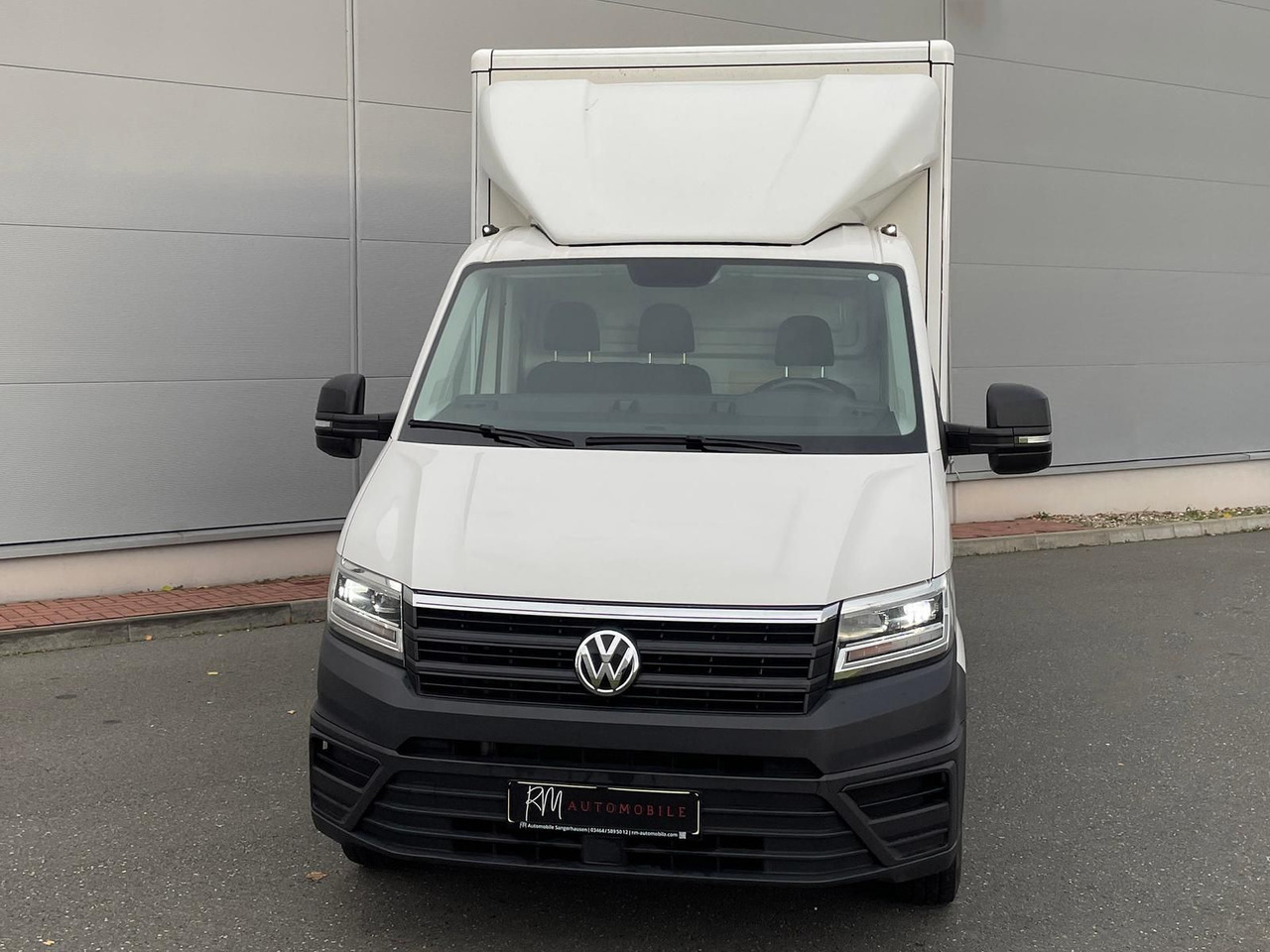 Volkswagen Crafter Koffer mittellang LED DAB SITZH - Furgoneta de pasajeros: foto 4 Volkswagen Crafter Koffer mittellang LED DAB SITZH - Furgoneta de pasajeros: foto 4