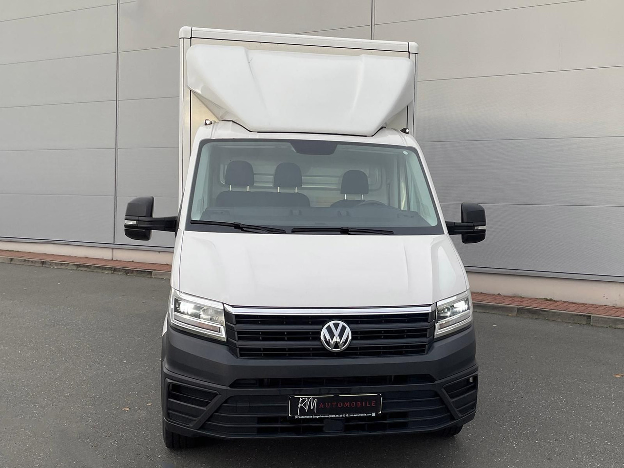 Volkswagen Crafter Koffer mittellang LED DAB SITZH - Furgoneta de pasajeros: foto 3 Volkswagen Crafter Koffer mittellang LED DAB SITZH - Furgoneta de pasajeros: foto 3