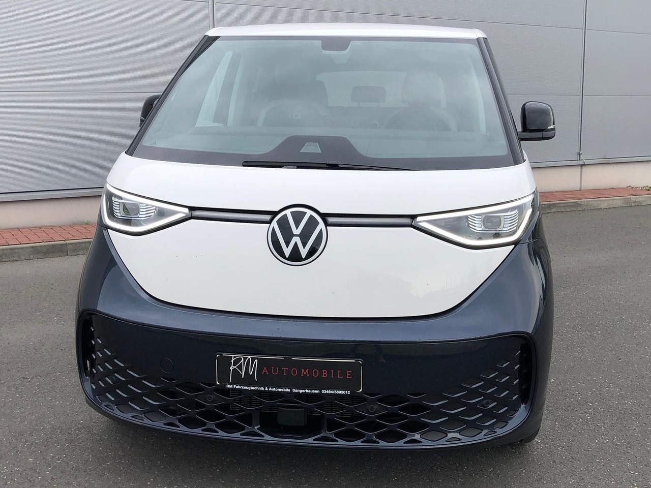 Volkswagen ID. Buzz 150 kW Pro AHK ACC MATRIX LED KEYLESS - Minibús, Autobús eléctrico: foto 4 Volkswagen ID. Buzz 150 kW Pro AHK ACC MATRIX LED KEYLESS - Minibús, Autobús eléctrico: foto 4