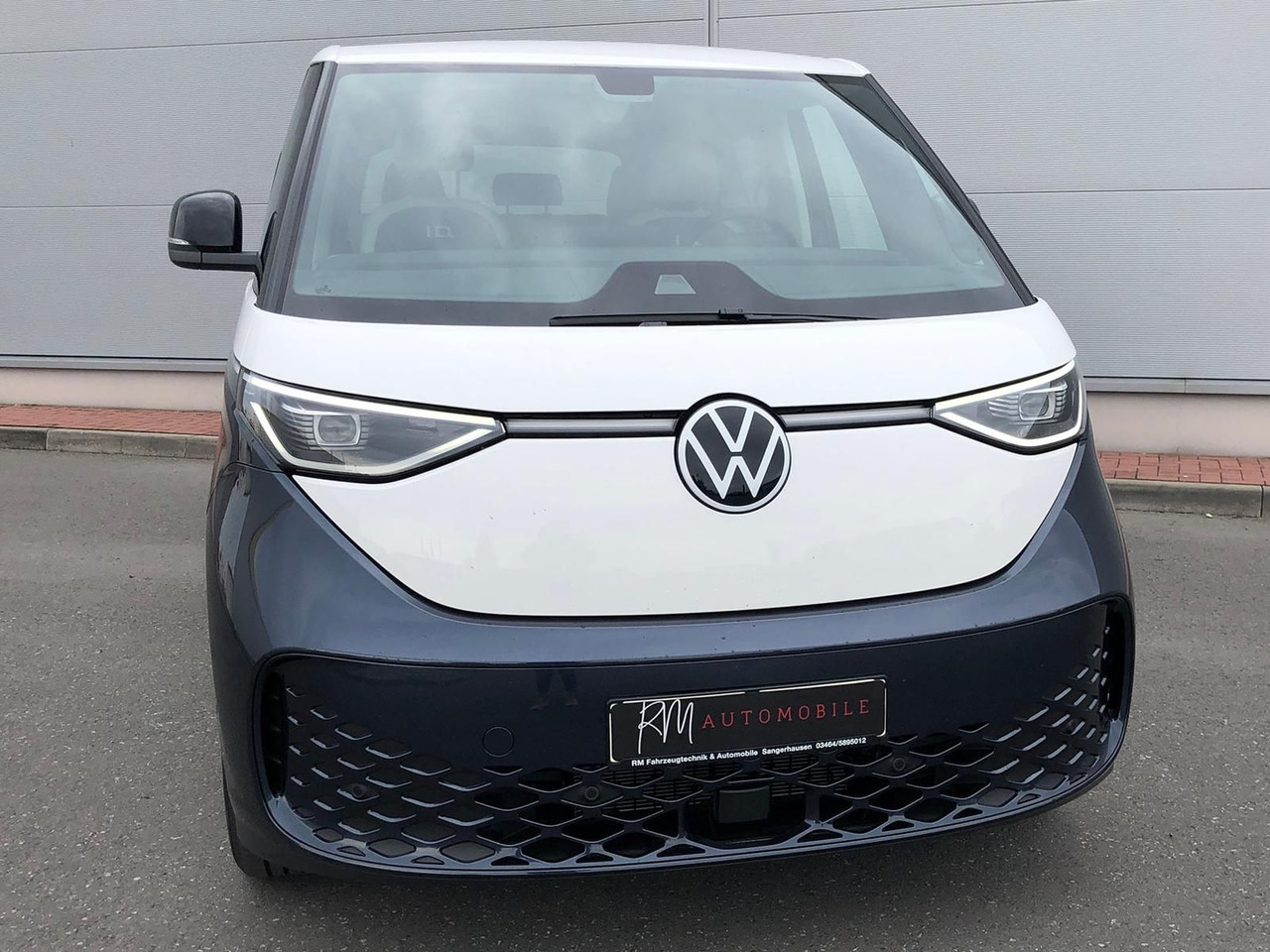 Volkswagen ID. Buzz 150 kW Pro AHK ACC MATRIX LED KEYLESS - Minibús, Autobús eléctrico: foto 3 Volkswagen ID. Buzz 150 kW Pro AHK ACC MATRIX LED KEYLESS - Minibús, Autobús eléctrico: foto 3
