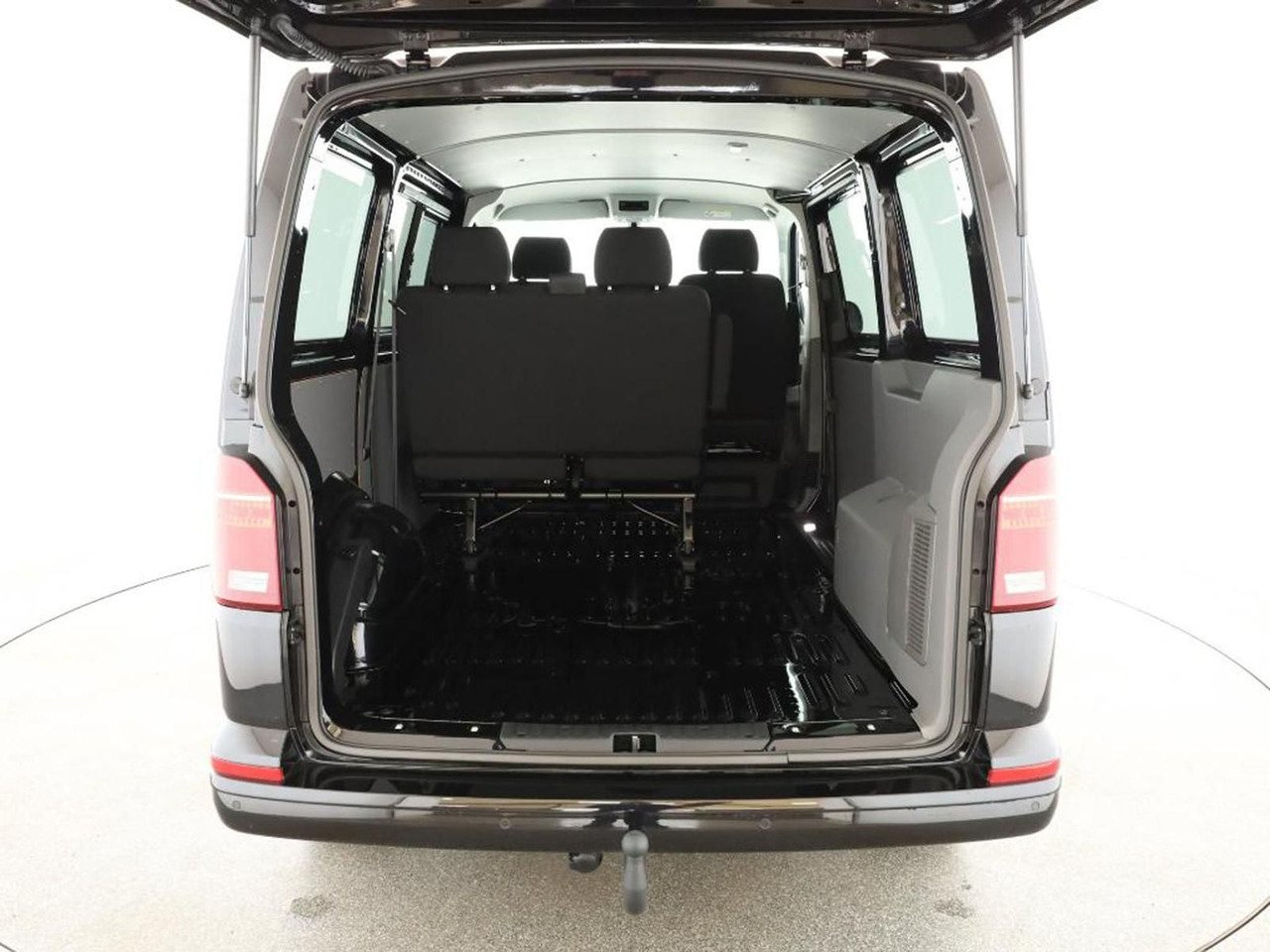 Furgoneta de pasajeros Volkswagen T6.1 Transporter Kombi KR STANDHZ LED ACC NAVI: foto 7 Furgoneta de pasajeros Volkswagen T6.1 Transporter Kombi KR STANDHZ LED ACC NAVI: foto 7