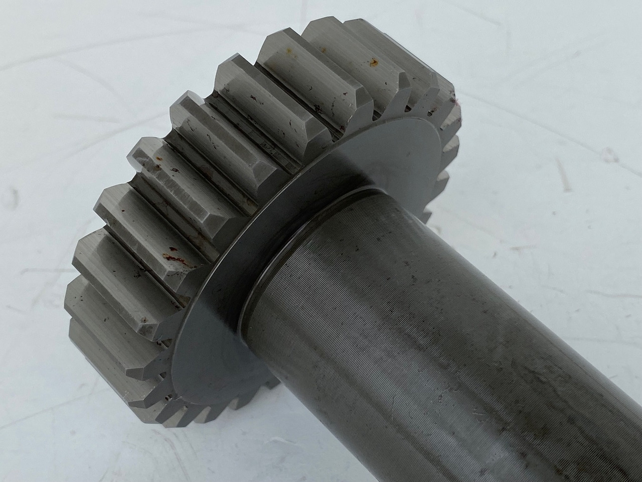 Liebherr Antriebswelle ID-Nr.9443859 - ID-Nr.944385903. LH60, LH80, ER934, ER944, LOS944, LOS946, LOS950, LOS954, R944, R946, R950, R954, RZG390. #AN2804# - Caja de cambios para Excavadora de cadenas: foto 4 Liebherr Antriebswelle ID-Nr.9443859 - ID-Nr.944385903. LH60, LH80, ER934, ER944, LOS944, LOS946, LOS950, LOS954, R944, R946, R950, R954, RZG390. #AN2804# - Caja de cambios para Excavadora de cadenas: foto 4