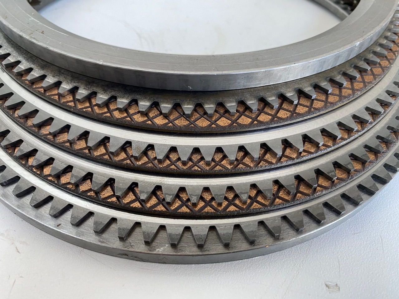 Liebherr Bremslamellensatz ID-Nr.9442349 - ID-944234903. - Reductor de giro para Excavadora de cadenas: foto 5 Liebherr Bremslamellensatz ID-Nr.9442349 - ID-944234903. - Reductor de giro para Excavadora de cadenas: foto 5
