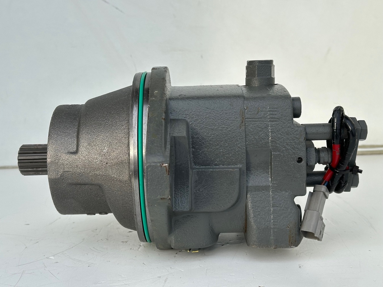 Liebherr Hydraulikeinbaumotor FMF045, ID-Nr.10132702. A924, LH30C, LH30M, LH35M, LH35MT, LH40C, LH40CP, LH40M, LH40MP, LH50CHR, LH50M, LH50MHR, LH50MT. #23.12.01811# - Motor hidráulico para Maquinaria de construcción: foto 3 Liebherr Hydraulikeinbaumotor FMF045, ID-Nr.10132702. A924, LH30C, LH30M, LH35M, LH35MT, LH40C, LH40CP, LH40M, LH40MP, LH50CHR, LH50M, LH50MHR, LH50MT. #23.12.01811# - Motor hidráulico para Maquinaria de construcción: foto 3