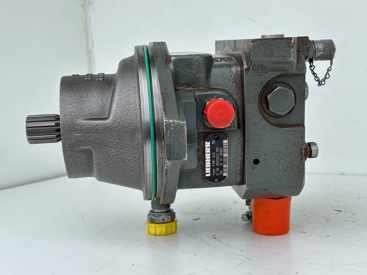 Liebherr Hydraulikeinbaumotor Typ:FMF045. ID-Nr.9075181 - ID-Nr.10125041 - ID-Nr.10125043. A309, A311, A312, A314, A316, A900, A904, A918, R313, R317, R900, R904. #10125043.39905# - Motor hidráulico para Excavadora de cadenas: foto 5 Liebherr Hydraulikeinbaumotor Typ:FMF045. ID-Nr.9075181 - ID-Nr.10125041 - ID-Nr.10125043. A309, A311, A312, A314, A316, A900, A904, A918, R313, R317, R900, R904. #10125043.39905# - Motor hidráulico para Excavadora de cadenas: foto 5