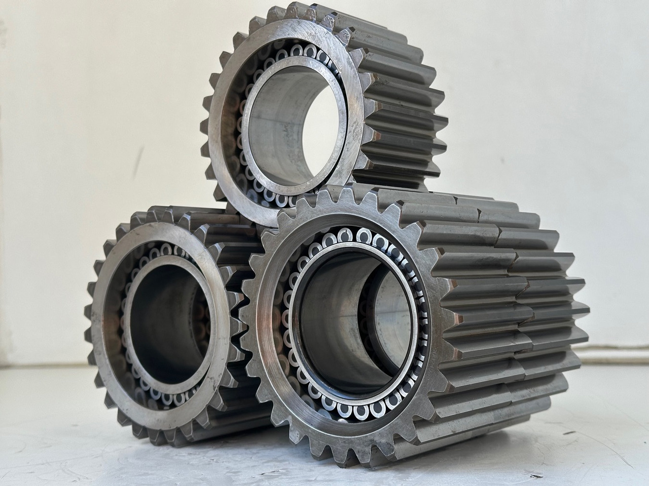 Liebherr Planetenrad ID-Nr.90024935. FAT400P112 - FAT400P130 - FAT400P139. R926, R928, R930, R934, R936, R938, R940, R944, R946, R950 T. #90024935.01.51139# - Caja de cambios para Maquinaria de construcción: foto 2 Liebherr Planetenrad ID-Nr.90024935. FAT400P112 - FAT400P130 - FAT400P139. R926, R928, R930, R934, R936, R938, R940, R944, R946, R950 T. #90024935.01.51139# - Caja de cambios para Maquinaria de construcción: foto 2