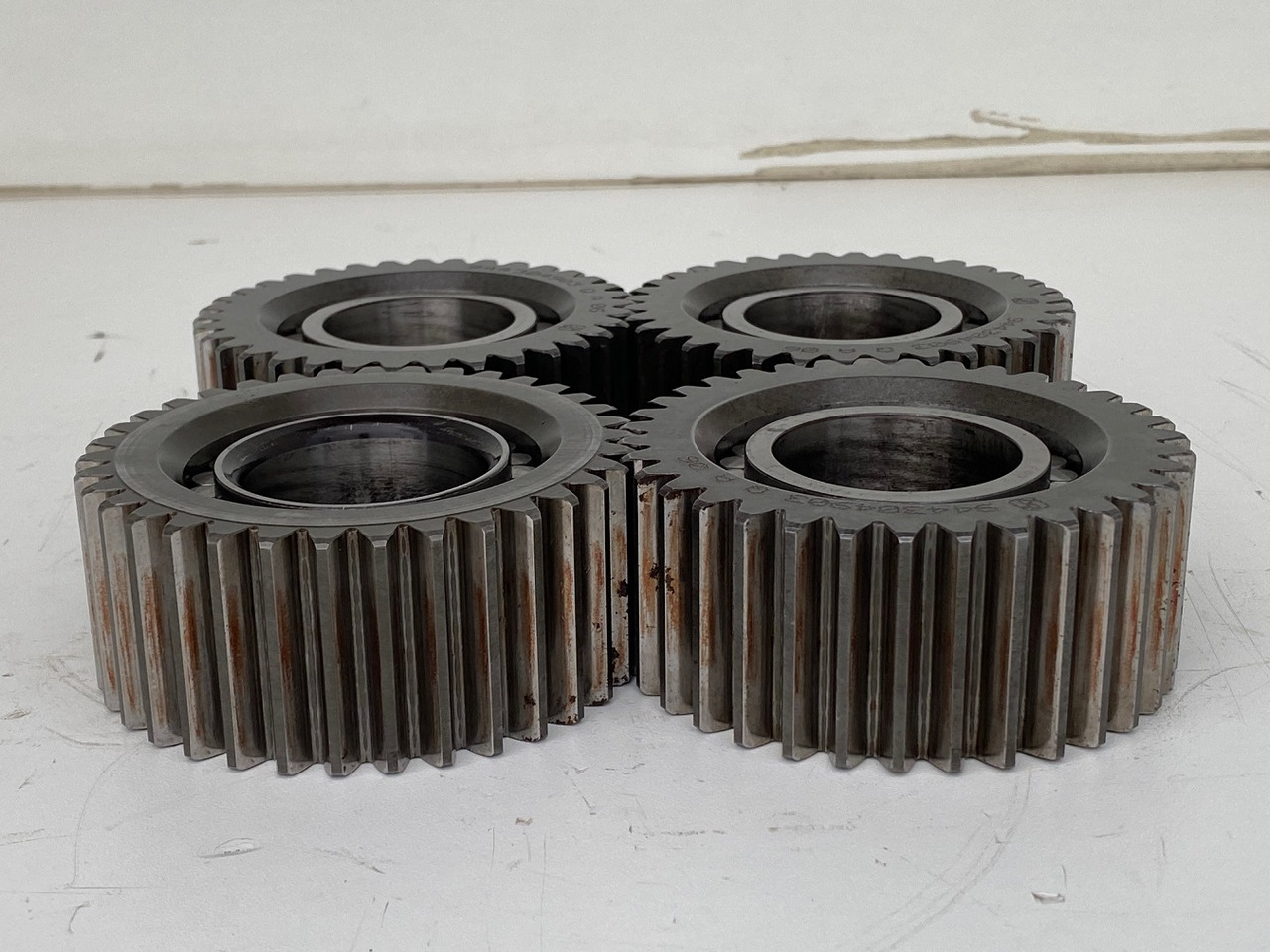 Liebherr Planetenrad mit Zylinderrollenlager ID-Nr.9443048 - ID-Nr.944304803 - ID-Nr.90209439 - ID-Nr.761003303- ID-Nr.10191884. #PL25.11# - Reductor de giro para Excavadora de cadenas: foto 2 Liebherr Planetenrad mit Zylinderrollenlager ID-Nr.9443048 - ID-Nr.944304803 - ID-Nr.90209439 - ID-Nr.761003303- ID-Nr.10191884. #PL25.11# - Reductor de giro para Excavadora de cadenas: foto 2