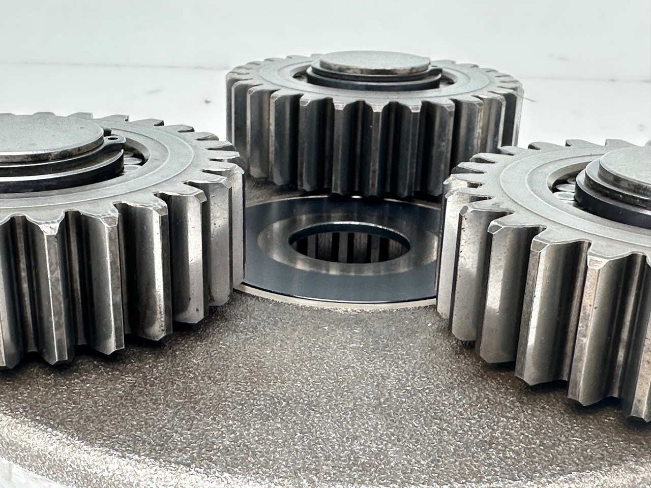 Mando final para Excavadora de cadenas Liebherr Planetenträger ID-Nr.90024938 mit Planetenräder ID-Nr.90024939. FAT400P112 -FAT400P130 - FAT400P139. LO1936,LOS926,R926,R928,R930,R934,R936,R940,R944,R946,R950 T. #H1.6569.90024939#: foto 7 Mando final para Excavadora de cadenas Liebherr Planetenträger ID-Nr.90024938 mit Planetenräder ID-Nr.90024939. FAT400P112 -FAT400P130 - FAT400P139. LO1936,LOS926,R926,R928,R930,R934,R936,R940,R944,R946,R950 T. #H1.6569.90024939#: foto 7