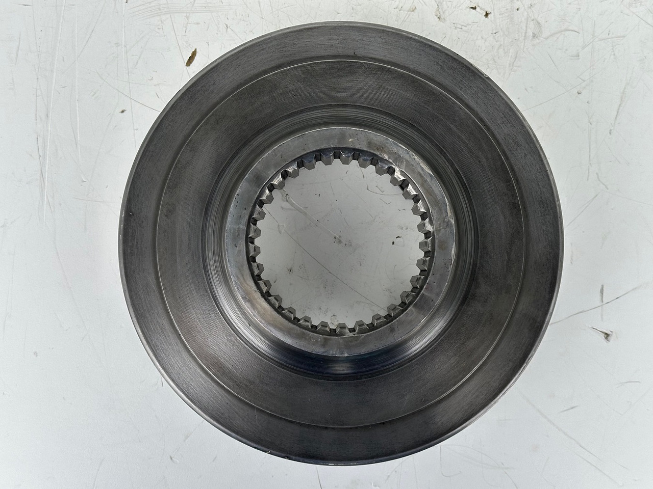 Reductor de giro para Maquinaria de construcción Liebherr Planetenträger ID-Nr.944306303 - ID-Nr.9443063. A924, A934, LH30, LH35, R906, R916, R922, R924, R926, R932, R934, R944. #944306303.E5.058#: foto 8 Reductor de giro para Maquinaria de construcción Liebherr Planetenträger ID-Nr.944306303 - ID-Nr.9443063. A924, A934, LH30, LH35, R906, R916, R922, R924, R926, R932, R934, R944. #944306303.E5.058#: foto 8