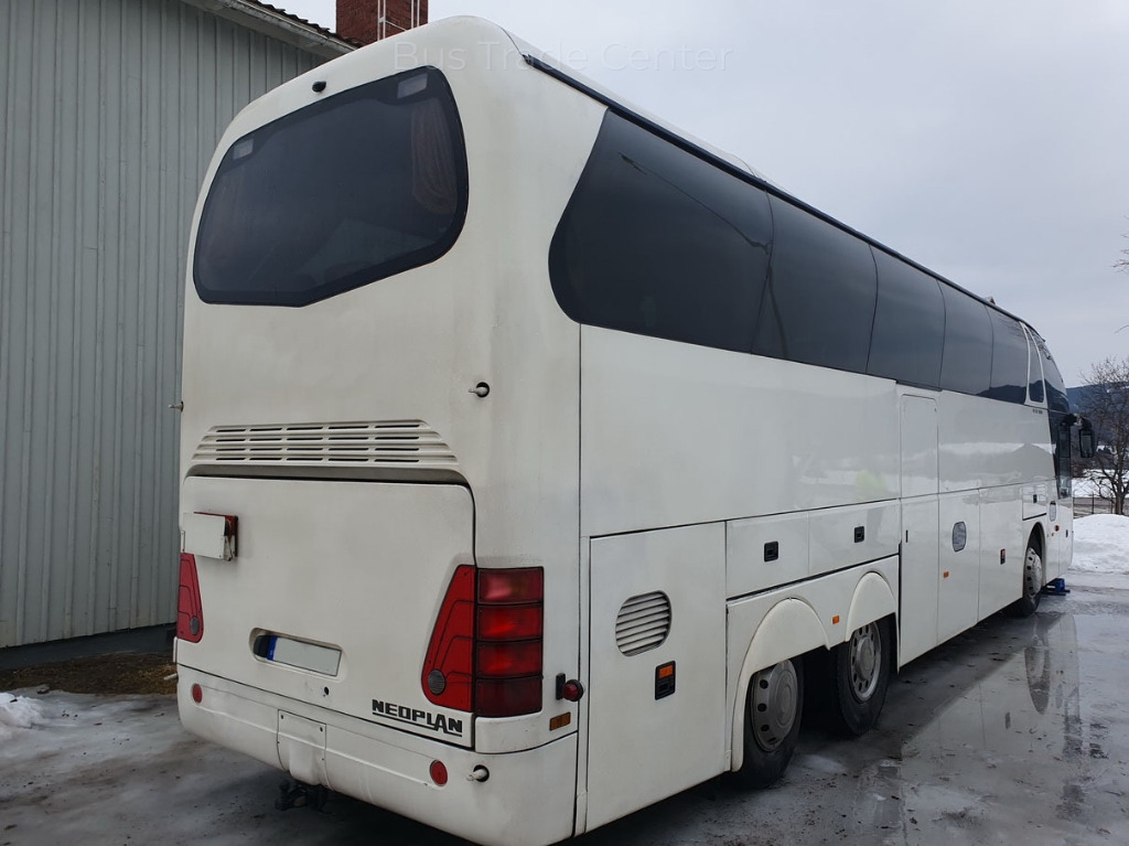 NEOPLAN STARLINER N516/3 SHDH - Autocar: foto 2 NEOPLAN STARLINER N516/3 SHDH - Autocar: foto 2