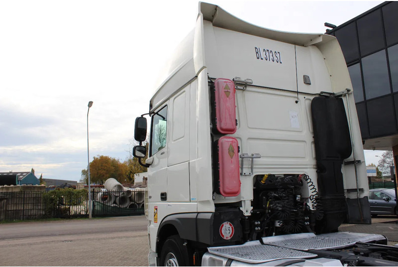 Cabeza tractora DAF XF 106.480 * RETARDER * BIG TANK * 4X2 * BIG SPACE *: foto 16