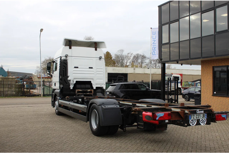 MAN TGX 18.430 * EURO6 * 4X2 * - Camión chasis: foto 3 MAN TGX 18.430 * EURO6 * 4X2 * - Camión chasis: foto 3