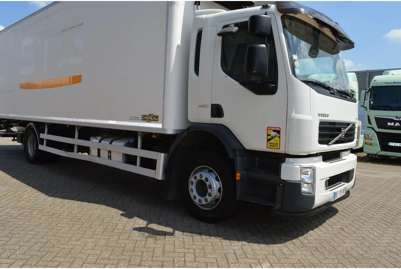 Camión frigorífico Volvo FE 260 * EURO5 * CARRIER SUPRA SILENT 950 MT * 4X2 *: foto 9