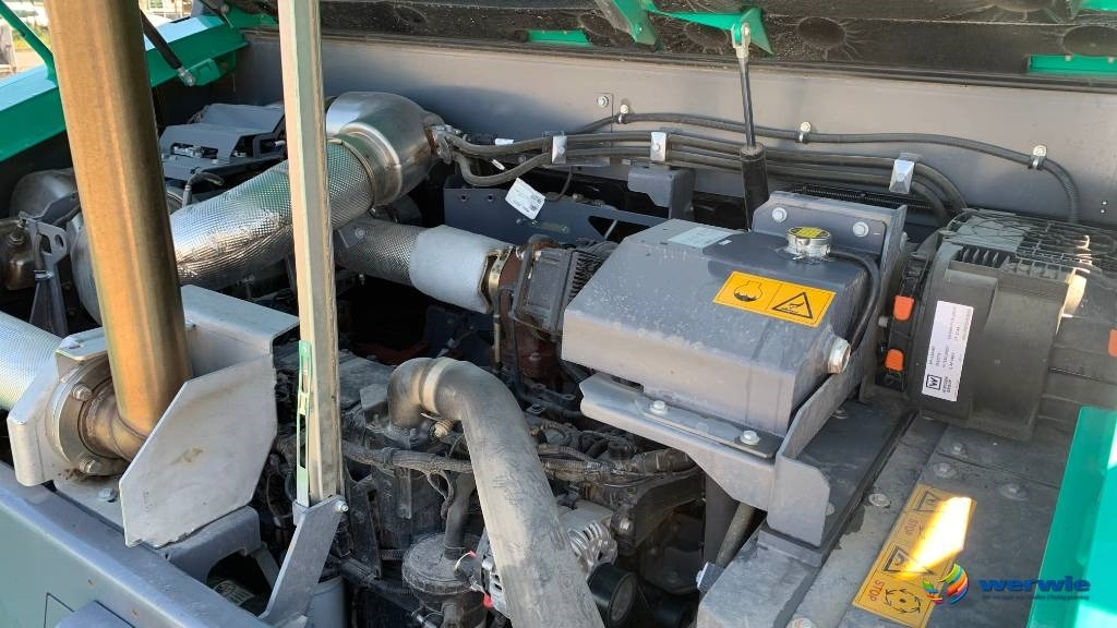 Pavimentadora de asfalto Vögele SUPER 1900-5i / AB600-5TV (3,00 - 6,00 m): foto 15 Pavimentadora de asfalto Vögele SUPER 1900-5i / AB600-5TV (3,00 - 6,00 m): foto 15