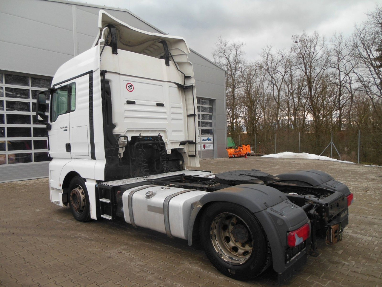 MAN TGX 18.480 LLS-U, LOWDECK + KRONE MEGA MAN TGX 18.480 LLS-U, LOWDECK - Cabeza tractora: foto 4 MAN TGX 18.480 LLS-U, LOWDECK + KRONE MEGA MAN TGX 18.480 LLS-U, LOWDECK - Cabeza tractora: foto 4