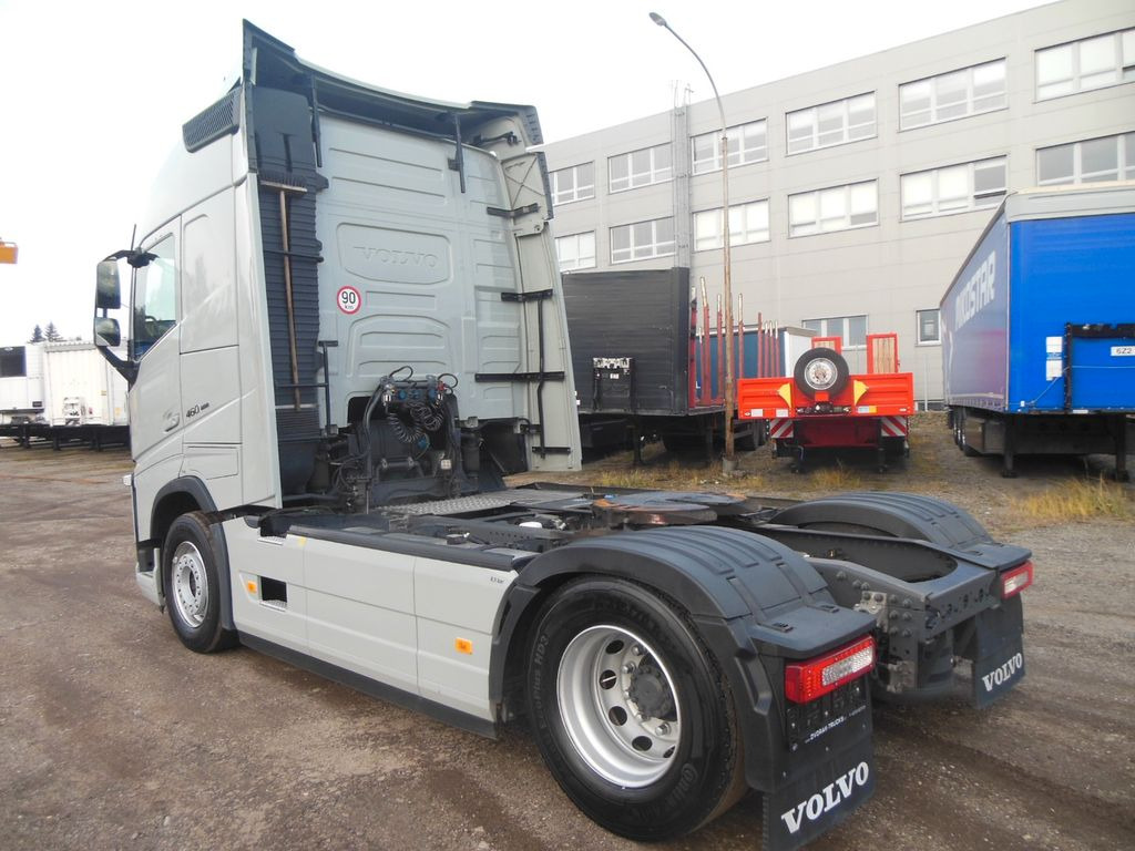 Volvo FH 13/460 TURBO COMPOUND,I-SAVE,I-PARK COOL,TOP - Cabeza tractora: foto 4 Volvo FH 13/460 TURBO COMPOUND,I-SAVE,I-PARK COOL,TOP - Cabeza tractora: foto 4