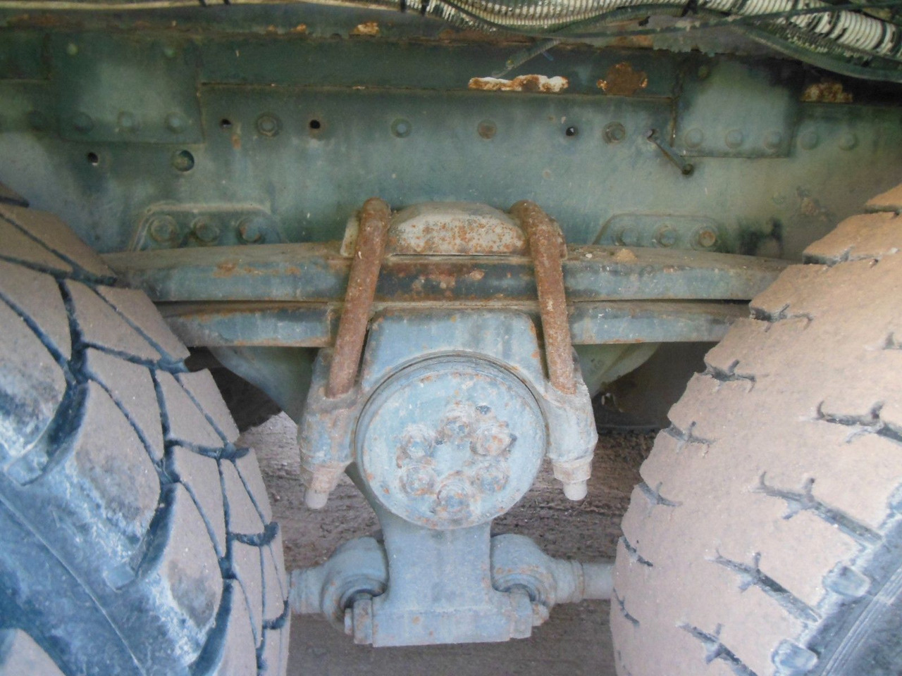 MAN TGA 35.410, 8X4, MIX + PUMPE 24M - Bomba de hormigón: foto 5 MAN TGA 35.410, 8X4, MIX + PUMPE 24M - Bomba de hormigón: foto 5