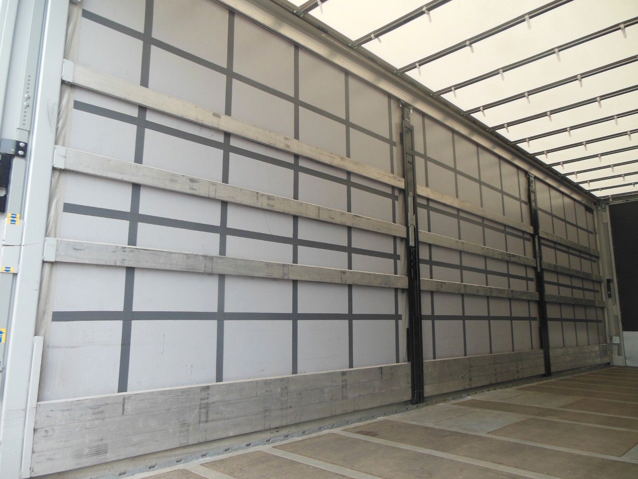 Camión lona Renault T 440, 6X2, D-HOLLANDIA, 23 PALETTEN, WIE NEUE!: foto 12