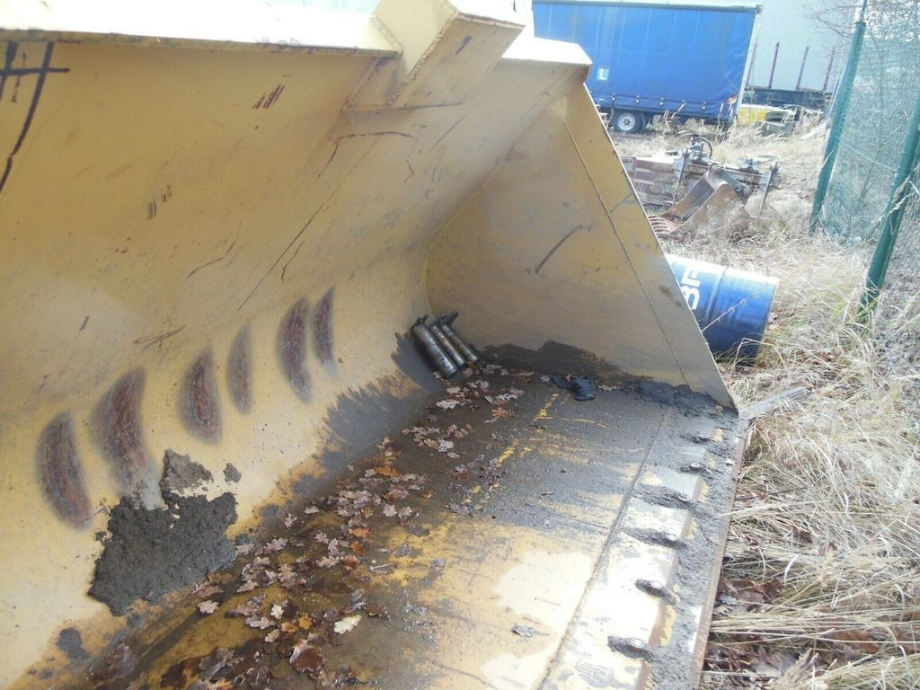 Volvo L120 - Schaufel 3,8m3  - Cazo cargador: foto 4 Volvo L120 - Schaufel 3,8m3  - Cazo cargador: foto 4