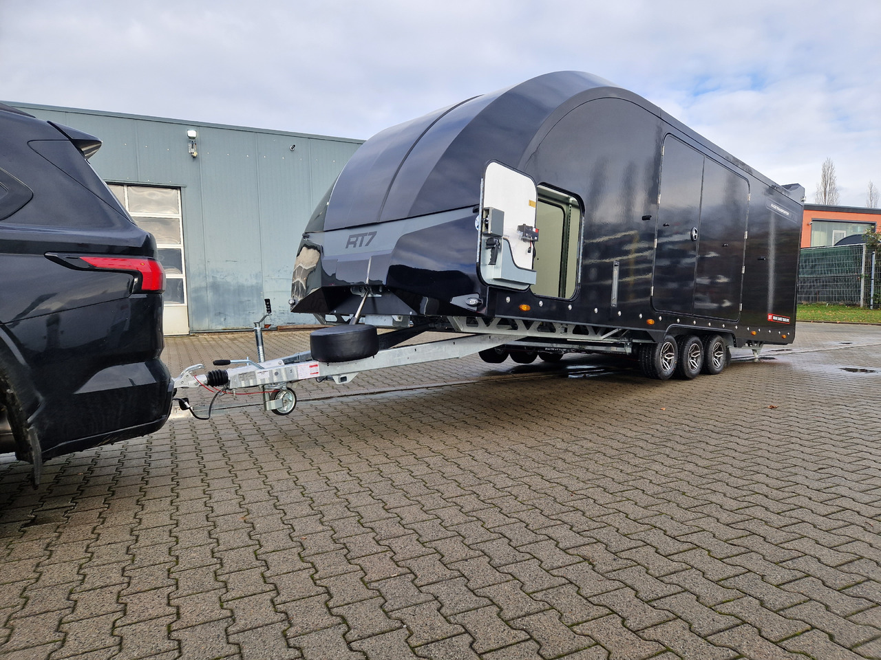 BJT Race Transporter 7 397-6023-35-3-10-B 600x228x189cm black Alufelgen Tridem 3500kg - Remolque portavehículos: foto 2 BJT Race Transporter 7 397-6023-35-3-10-B 600x228x189cm black Alufelgen Tridem 3500kg - Remolque portavehículos: foto 2