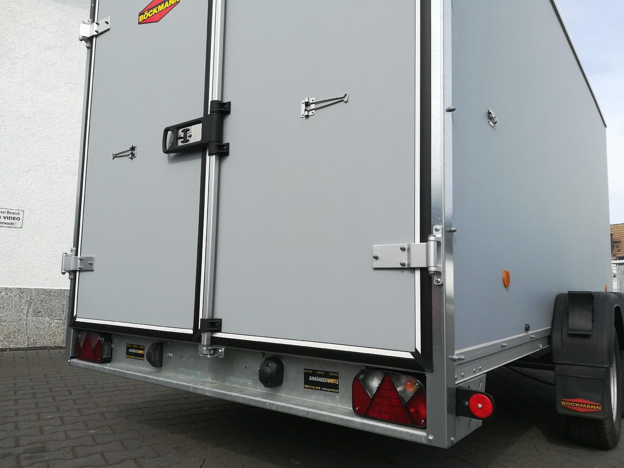 Böckmann Koffer KT 4018/27 M grau 400x185x182cm (XL) 2700kg - Remolque caja cerrada: foto 5 Böckmann Koffer KT 4018/27 M grau 400x185x182cm (XL) 2700kg - Remolque caja cerrada: foto 5