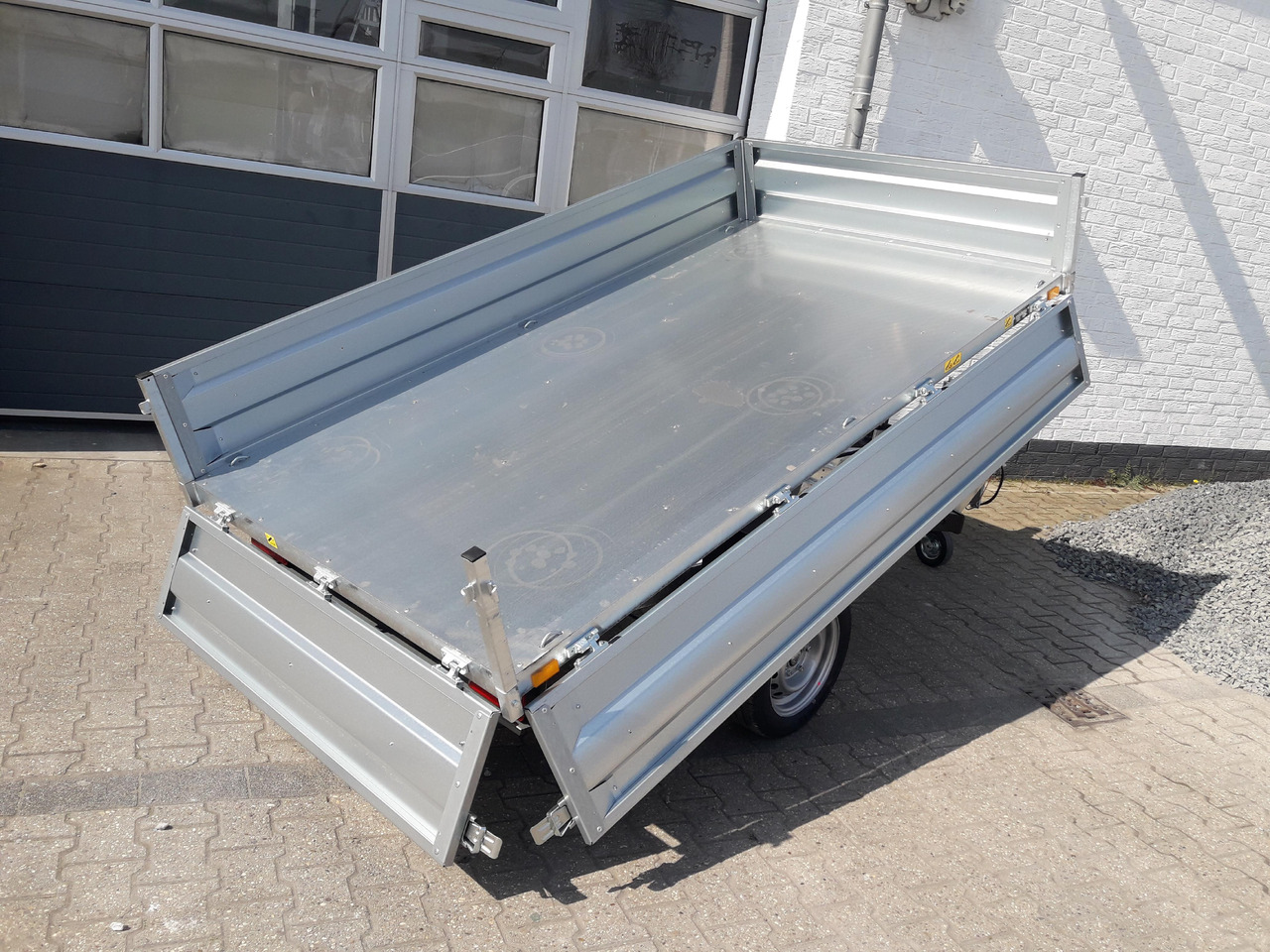 Brenderup Kipper BT 4260 SB 259x143x35cm Stahlwände Stahlboden (S) 1800kg - Remolque volquete: foto 4 Brenderup Kipper BT 4260 SB 259x143x35cm Stahlwände Stahlboden (S) 1800kg - Remolque volquete: foto 4