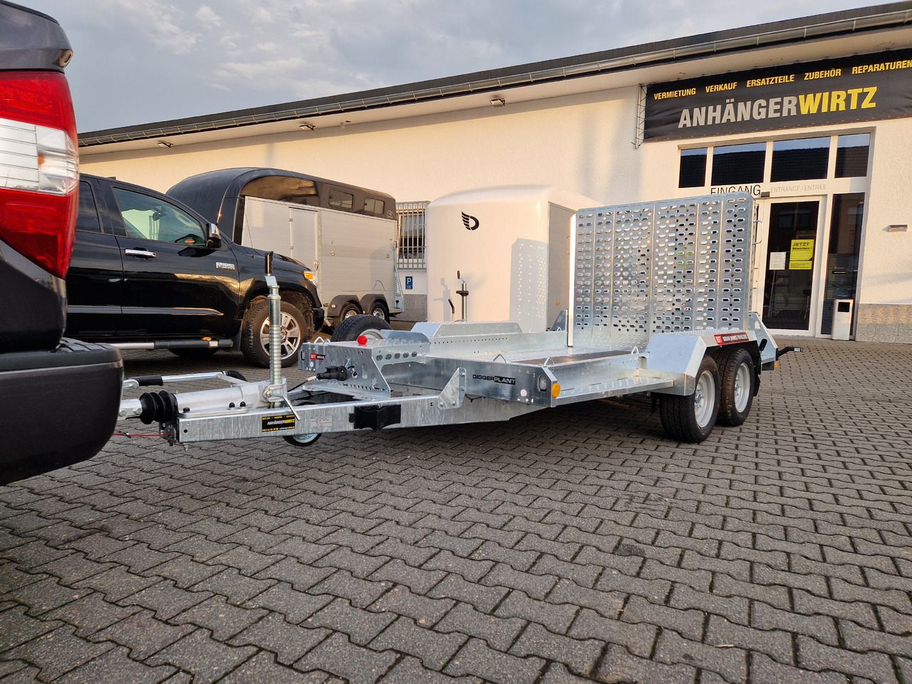 Brian James Digger Plant 543-3217-35 320x170 Auffahrklappe Reserverad Schaufelablage 3500kg - Remolque porta maquinaria: foto 2 Brian James Digger Plant 543-3217-35 320x170 Auffahrklappe Reserverad Schaufelablage 3500kg - Remolque porta maquinaria: foto 2