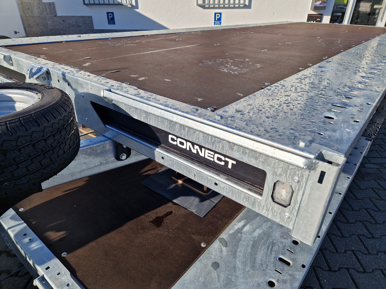 Brian James Trailer Connect 550x229cm blackline Plattform Tridem 10" 3500kg (XXL) - Remolque caja abierta: foto 4 Brian James Trailer Connect 550x229cm blackline Plattform Tridem 10" 3500kg (XXL) - Remolque caja abierta: foto 4