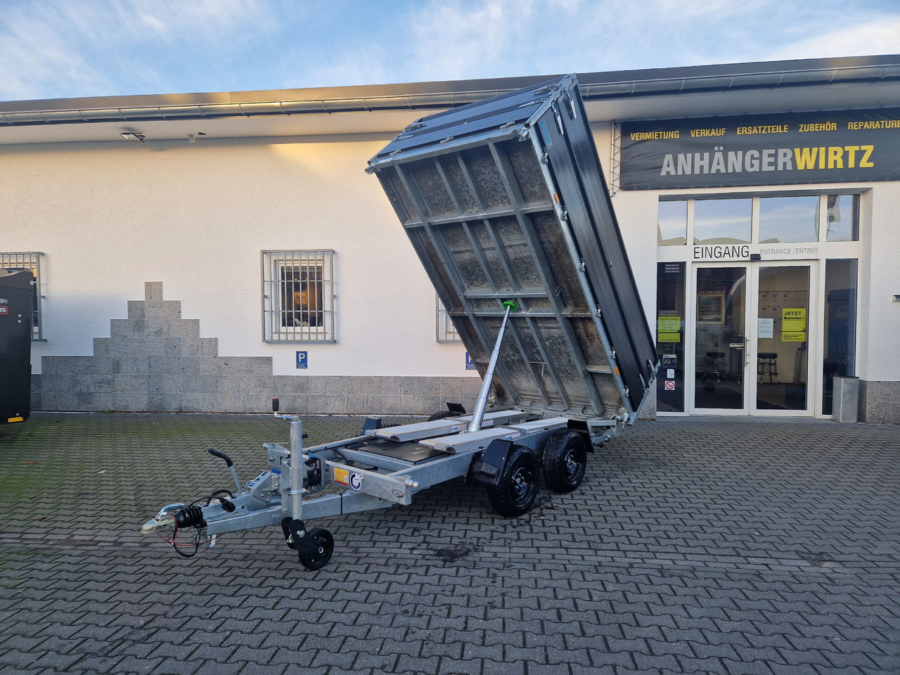 COBALT+ 335x180x40cm black +40cm hohe Aluwände Elektro Rampen Stützen Parabelfederung 3500kg - Remolque volquete: foto 2 COBALT+ 335x180x40cm black +40cm hohe Aluwände Elektro Rampen Stützen Parabelfederung 3500kg - Remolque volquete: foto 2