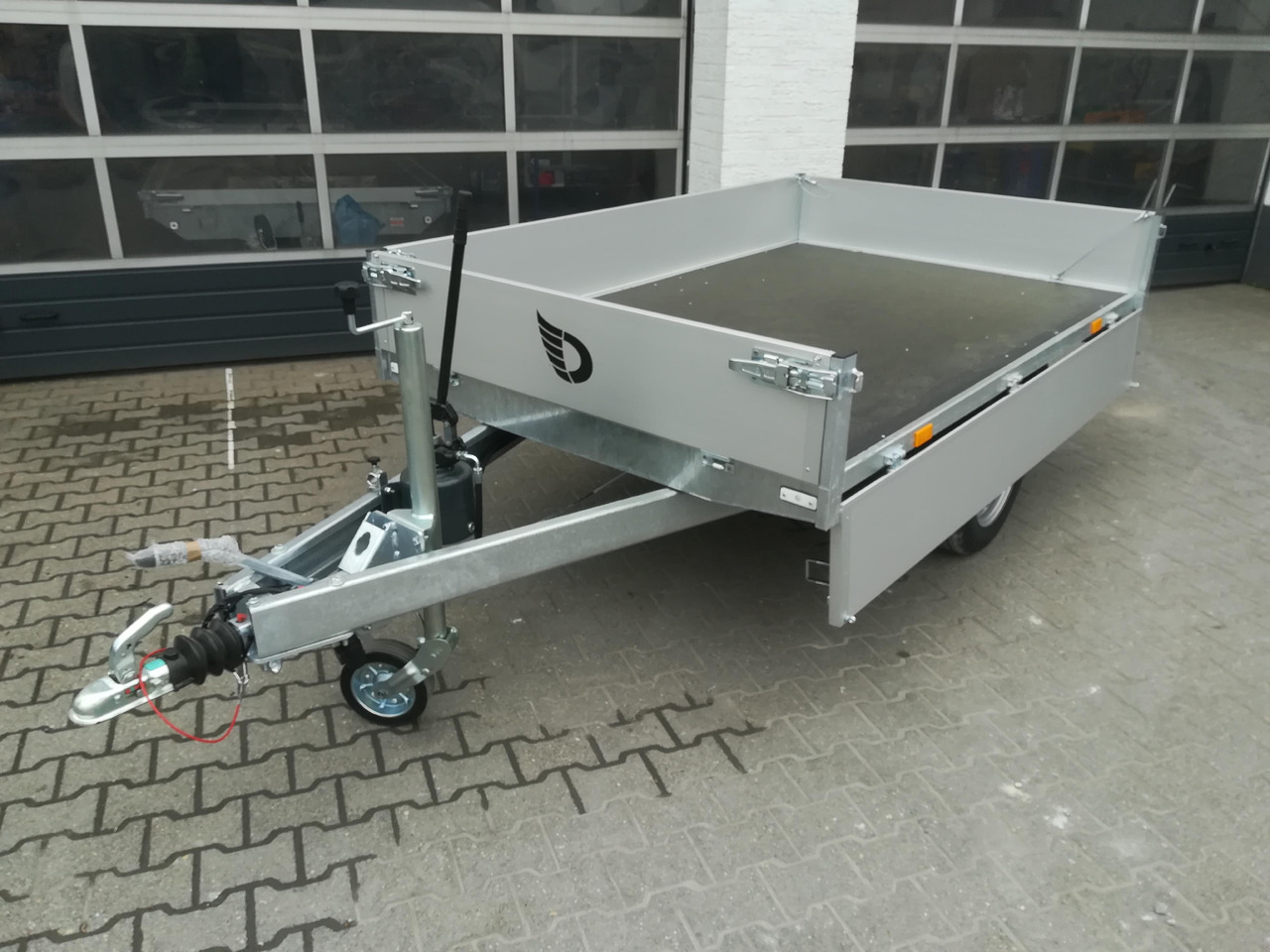 Cheval Liberte Debon Kipper PW 0 ECO 1500 250x155x30cm 1500kg Modell 2024 - Remolque volquete: foto 4 Cheval Liberte Debon Kipper PW 0 ECO 1500 250x155x30cm 1500kg Modell 2024 - Remolque volquete: foto 4