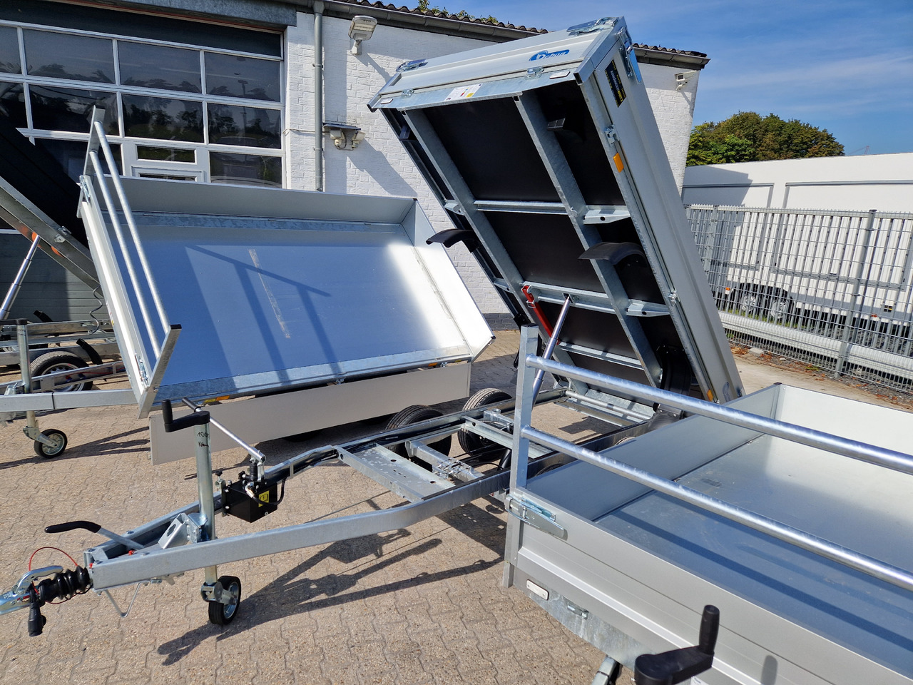 Cheval Liberte Debon Kipper PW 1.2 20 ECO 306x155x30cm 2000kg Modell 2024 - Remolque volquete: foto 5 Cheval Liberte Debon Kipper PW 1.2 20 ECO 306x155x30cm 2000kg Modell 2024 - Remolque volquete: foto 5