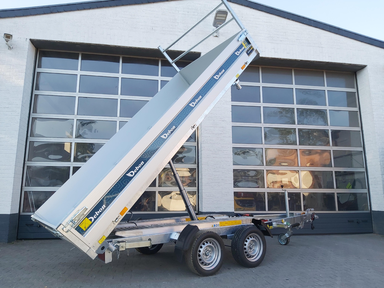 Cheval Liberte Kipper PW 3.6 Elektro Profi Rampen Stützen 360x180x35 3500kg Top Aktion - Remolque volquete: foto 2 Cheval Liberte Kipper PW 3.6 Elektro Profi Rampen Stützen 360x180x35 3500kg Top Aktion - Remolque volquete: foto 2