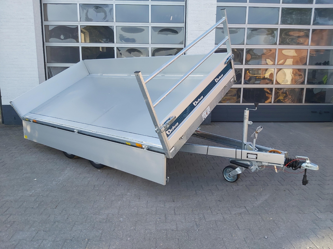 Cheval Liberte Kipper PW 3.6 Elektro Profi Rampen Stützen 360x180x35 3500kg Top Aktion - Remolque volquete: foto 4 Cheval Liberte Kipper PW 3.6 Elektro Profi Rampen Stützen 360x180x35 3500kg Top Aktion - Remolque volquete: foto 4