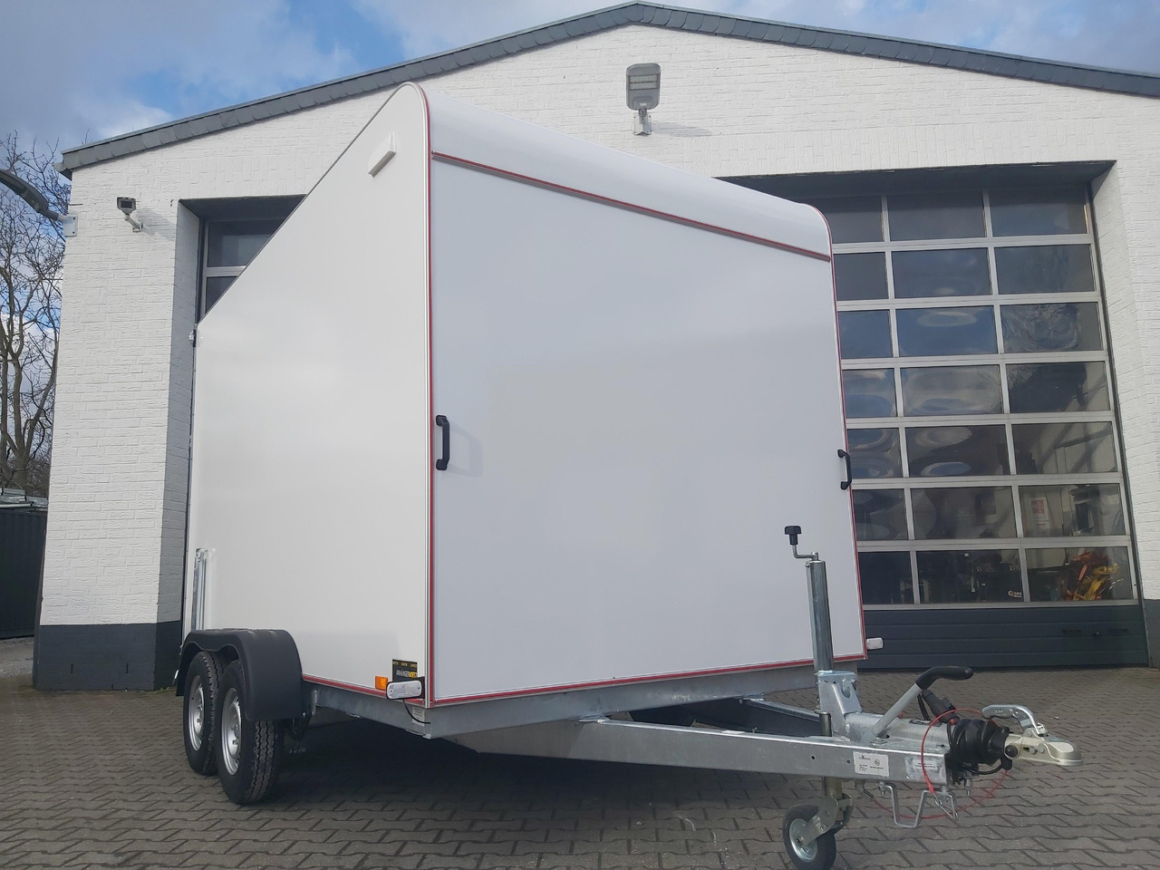 Remolque caja cerrada Koffer TFS 360T.01 2700 360x200x210cm aero Heckrampe Zurrsystem (L) 100km/h 2700kg: foto 6