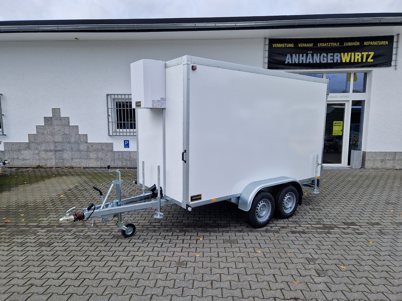 Kühlanhänger AZKF C 2735/155 343x154x200cm CiBIN 230V +Standkühlung (L) 2700kg Abverkauf - Remolque frigorífico: foto 1 Kühlanhänger AZKF C 2735/155 343x154x200cm CiBIN 230V +Standkühlung (L) 2700kg Abverkauf - Remolque frigorífico: foto 1