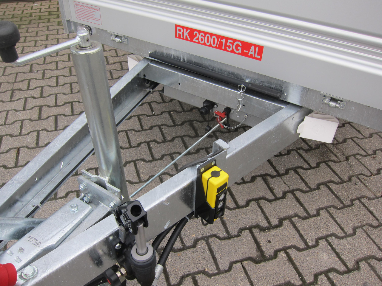 Pongratz Kipper RK 2600/15 G-AL Elektrisch + Notpumpe 260x151x36cm Stahlboden Pendel 13" 1800kg - Remolque volquete: foto 3 Pongratz Kipper RK 2600/15 G-AL Elektrisch + Notpumpe 260x151x36cm Stahlboden Pendel 13" 1800kg - Remolque volquete: foto 3