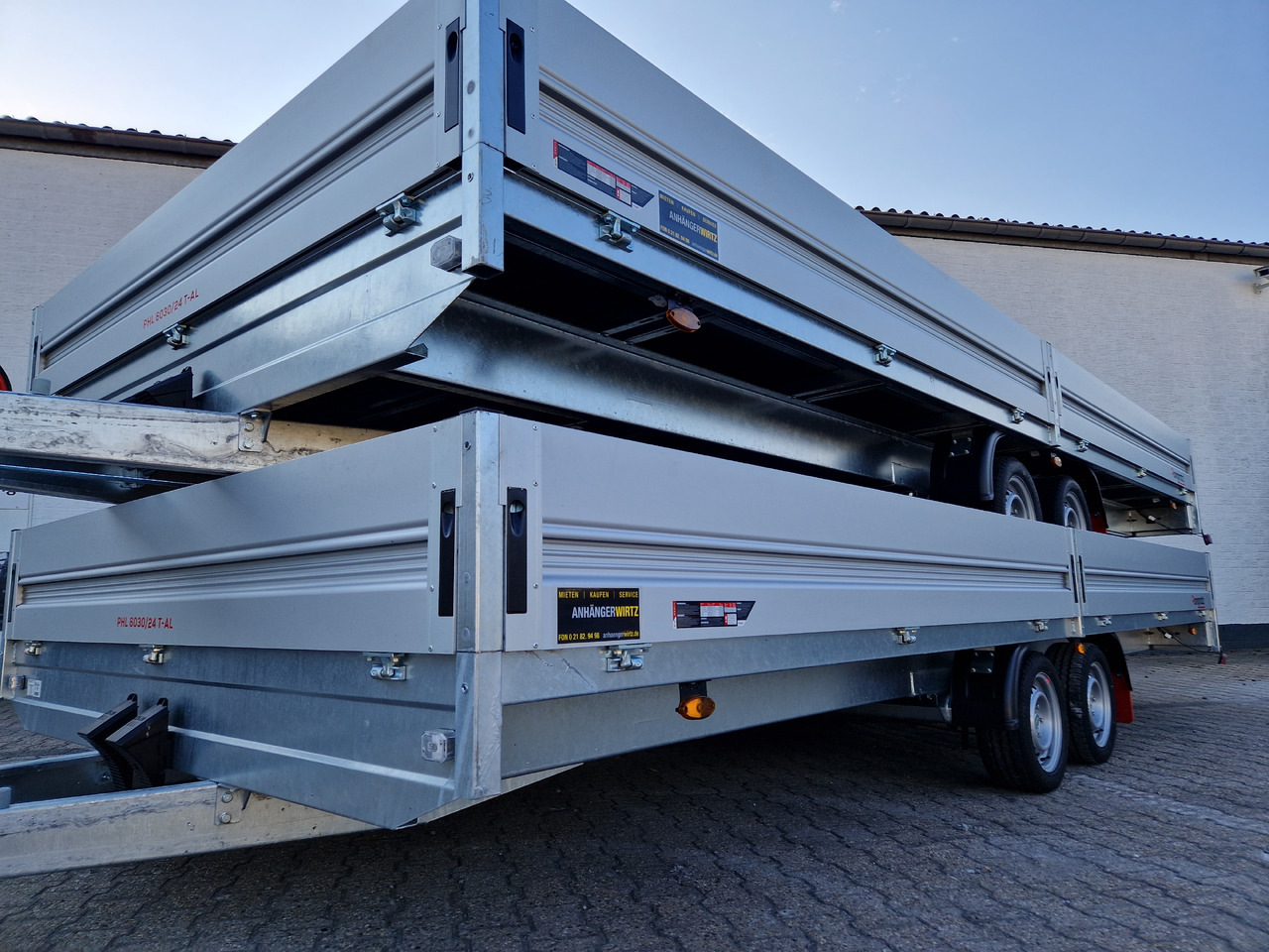 Pongratz Pritschenhochlader PHL 6030/24 T-AL-S 603x246x36cm Tandem 13" 3500kg Winter Aktion - Remolque caja abierta: foto 2 Pongratz Pritschenhochlader PHL 6030/24 T-AL-S 603x246x36cm Tandem 13" 3500kg Winter Aktion - Remolque caja abierta: foto 2