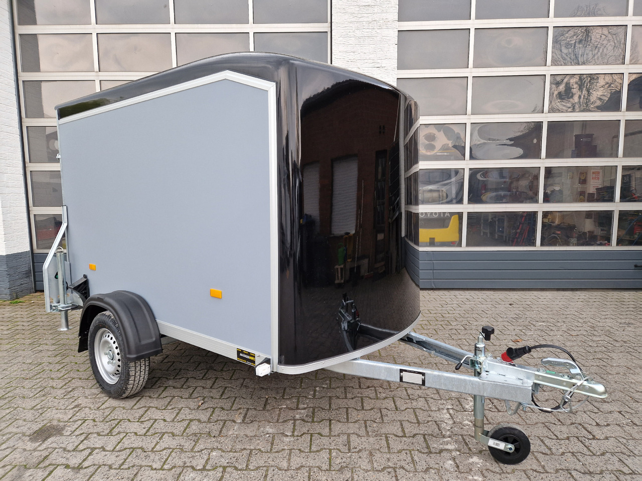 Roadster Sport C255 252x125x154cm aero Wood silver Poly black Rampekombi (S) 750kg Abverkauf - Remolque de coche: foto 3 Roadster Sport C255 252x125x154cm aero Wood silver Poly black Rampekombi (S) 750kg Abverkauf - Remolque de coche: foto 3
