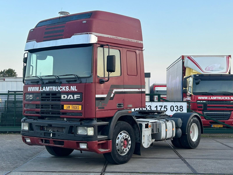 DAF 95.430 Ati MANUAL RETARDER - Cabeza tractora: foto 1 DAF 95.430 Ati MANUAL RETARDER - Cabeza tractora: foto 1