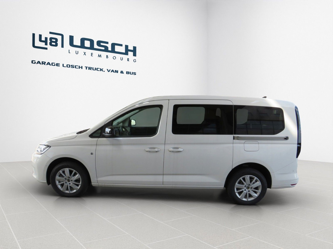 Volkswagen Caddy Maxi Kombi 2.0 TDI Rollstuhl Taxirampe - Coche: foto 3 Volkswagen Caddy Maxi Kombi 2.0 TDI Rollstuhl Taxirampe - Coche: foto 3