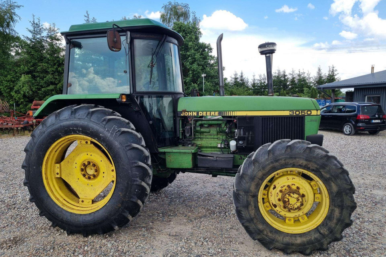 John Deere 3050 - Tractor: foto 4 John Deere 3050 - Tractor: foto 4