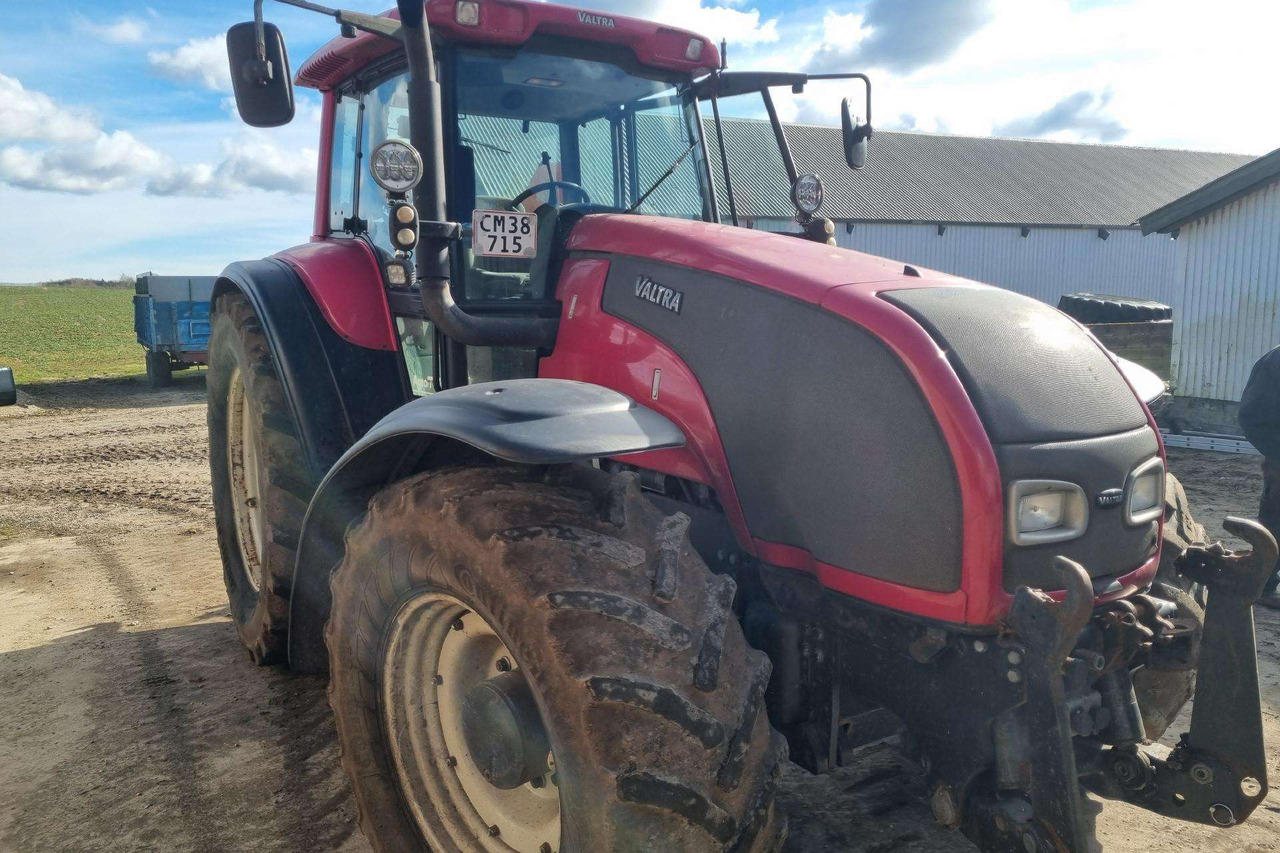 Valtra T190 - Tractor: foto 2 Valtra T190 - Tractor: foto 2