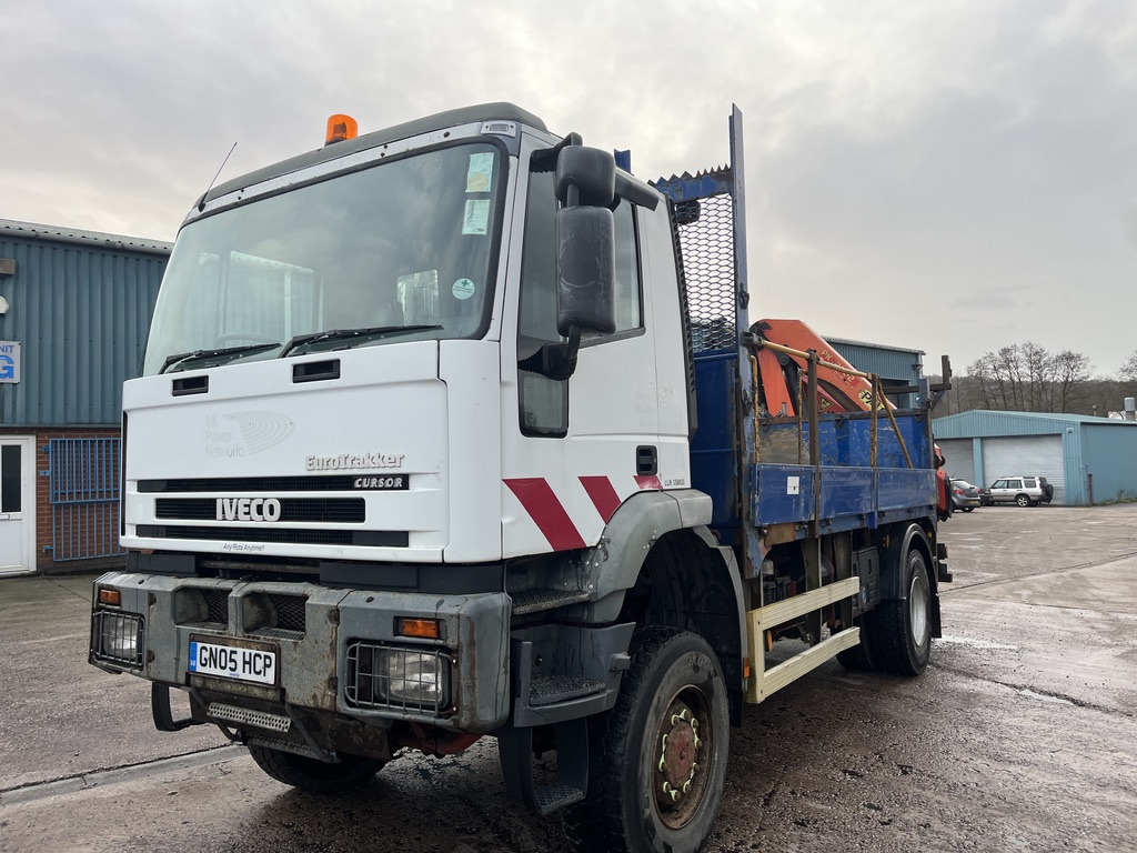 Iveco EuroTrakker 180E27 4x4 Rigid - Camión caja abierta: foto 1 Iveco EuroTrakker 180E27 4x4 Rigid - Camión caja abierta: foto 1