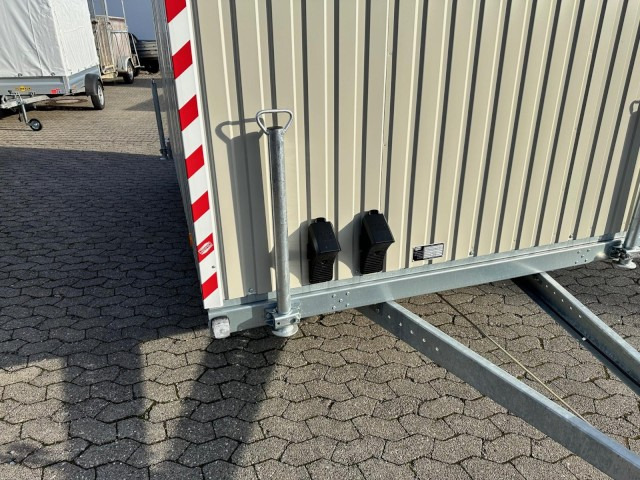 Bauwagen 1350 kg, 3500 x 2200 x 230 cm, 80 km/h Schnelläufer - Remolque de coche: foto 3 Bauwagen 1350 kg, 3500 x 2200 x 230 cm, 80 km/h Schnelläufer - Remolque de coche: foto 3