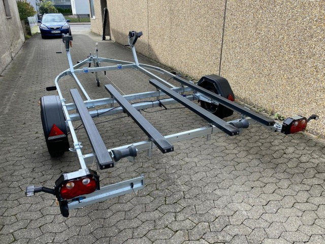 Brenderup Doppel Jetski Premium PWC21200B RAX , 1,2 to., 3,8m - Remolque para barco: foto 2 Brenderup Doppel Jetski Premium PWC21200B RAX , 1,2 to., 3,8m - Remolque para barco: foto 2